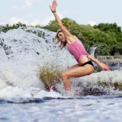 Gilet D'impact Follow Néoprène Primary Ladies Pink -Magasin D'Équipement Pour L'Eau gilet d impact follow neoprene primary ladies baby blue 10